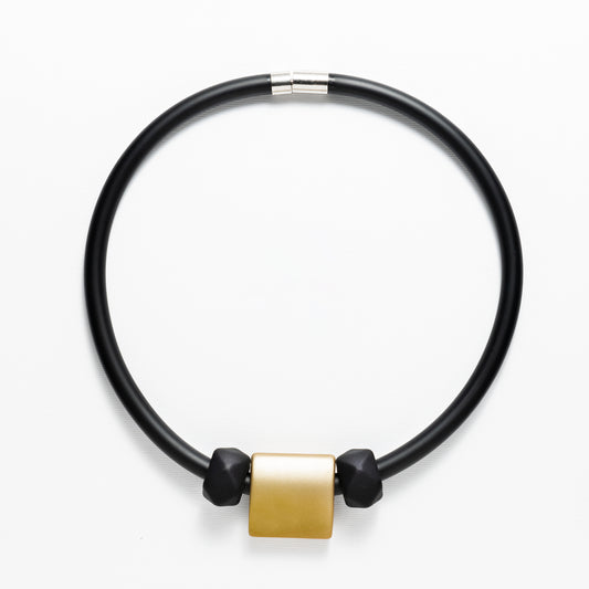 Ogrlica s elementima Gold and Black