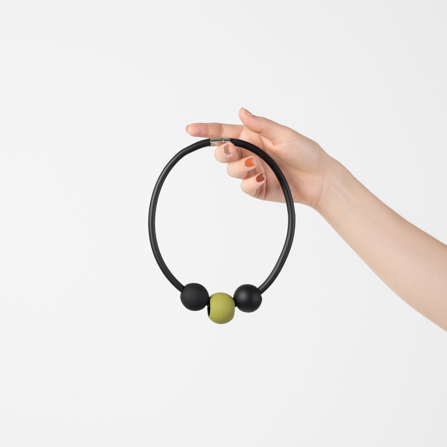 Ogrlica s elementima Green and Black