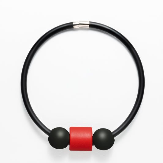 Ogrlica s elementima Red and Black