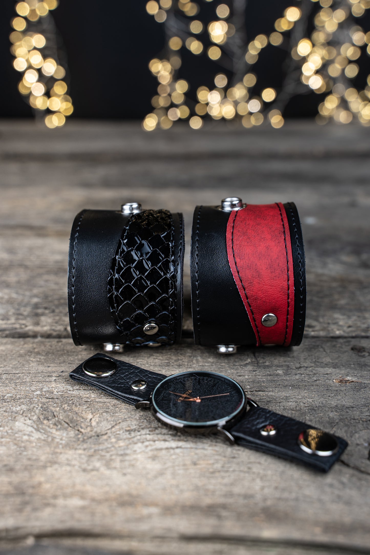 Kožna Narukvica sa Satom Duo Red